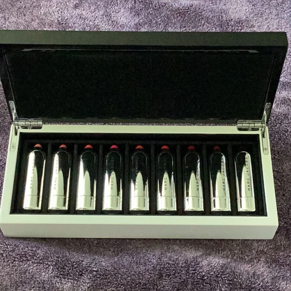 Marc Jacobs Beauty Kiss Pop Lacquer Collector’s Edition - Picture 6 of 7